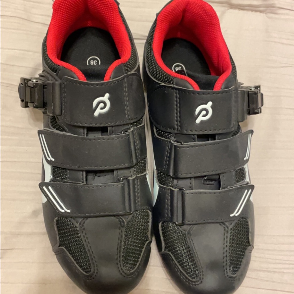 Peloton cycling shoes size 38